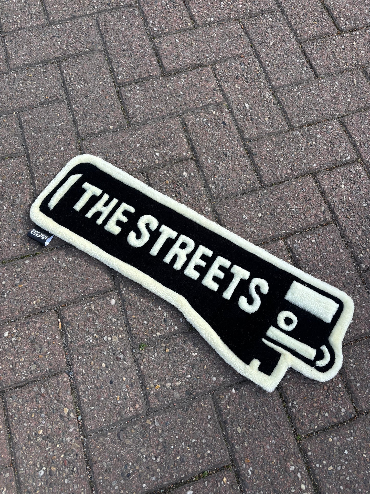THE STREETS LIGHTER