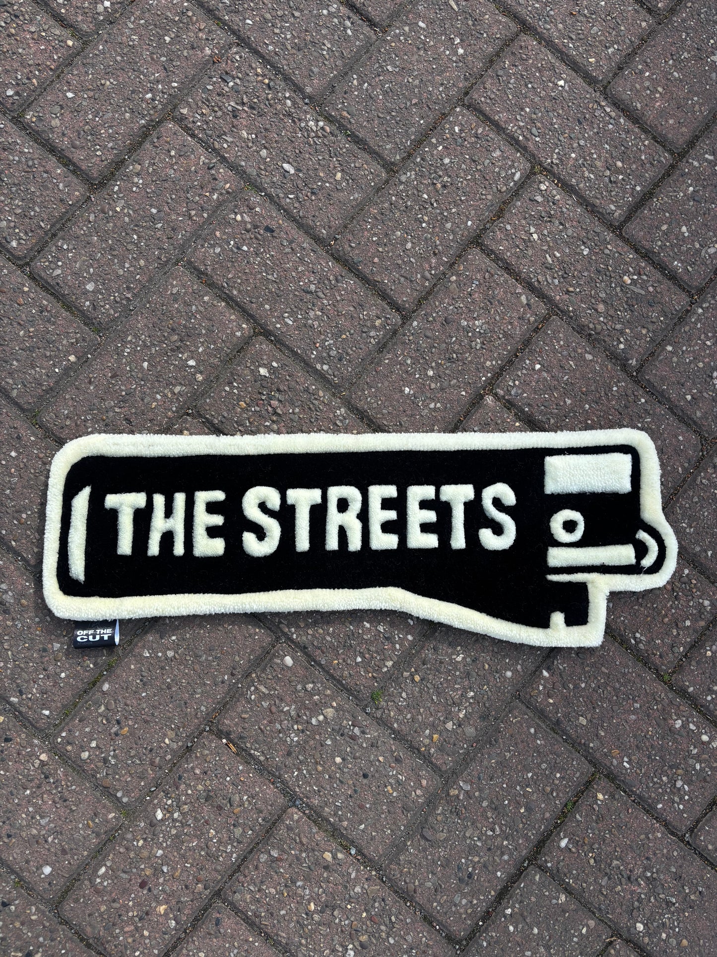 THE STREETS LIGHTER